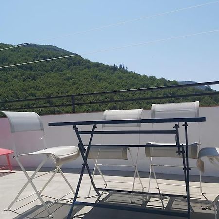 Superbe Appartement Au Coeur Des Cevennes Aveze  Bagian luar foto