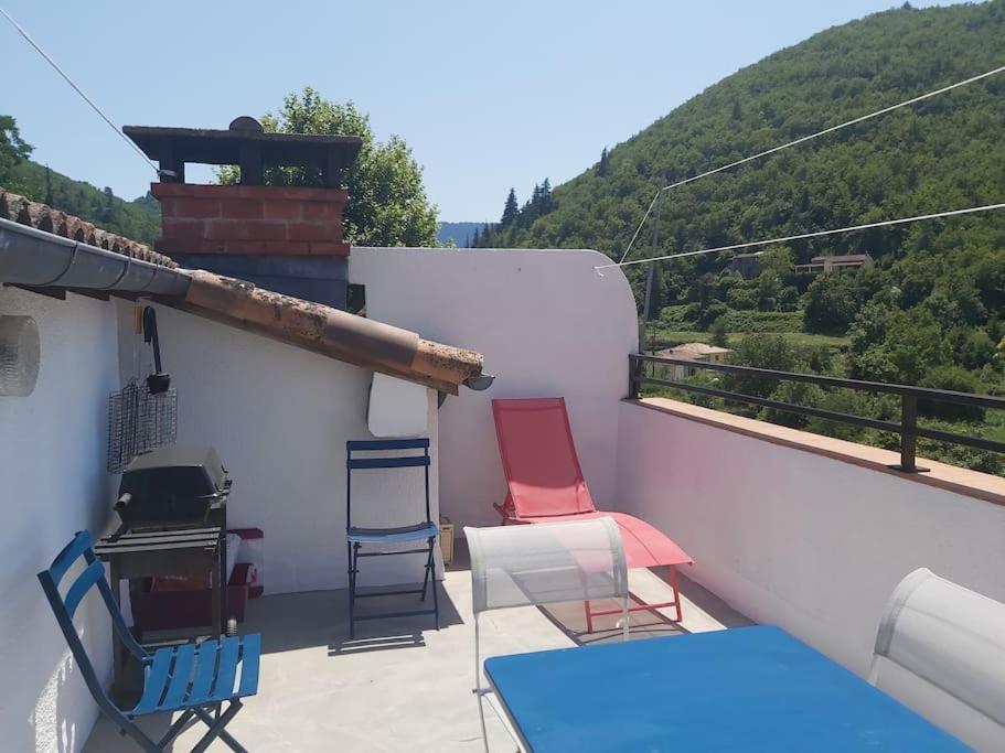 Superbe Appartement Au Coeur Des Cevennes Aveze  Bagian luar foto