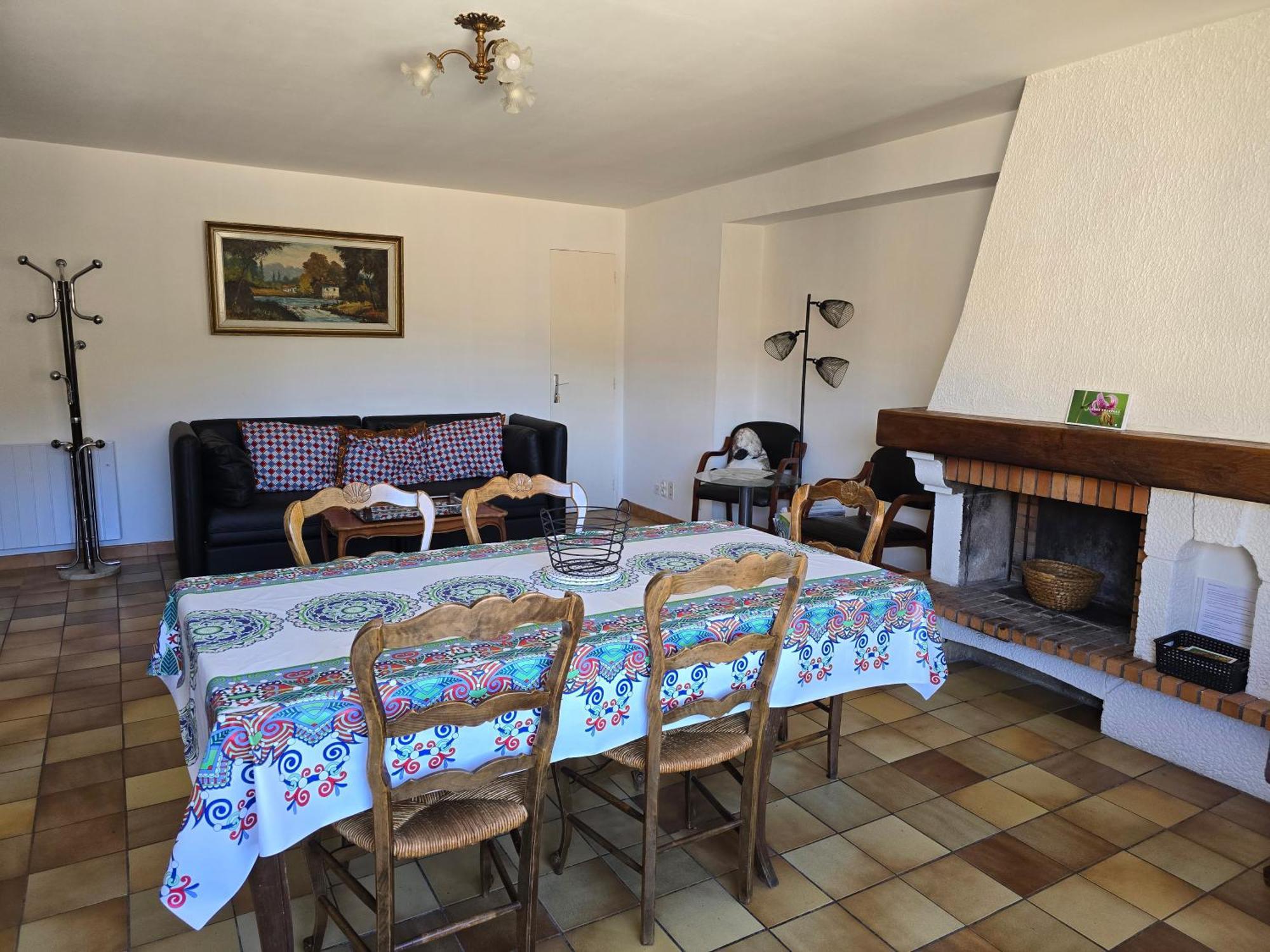 Superbe Appartement Au Coeur Des Cevennes Aveze  Bagian luar foto